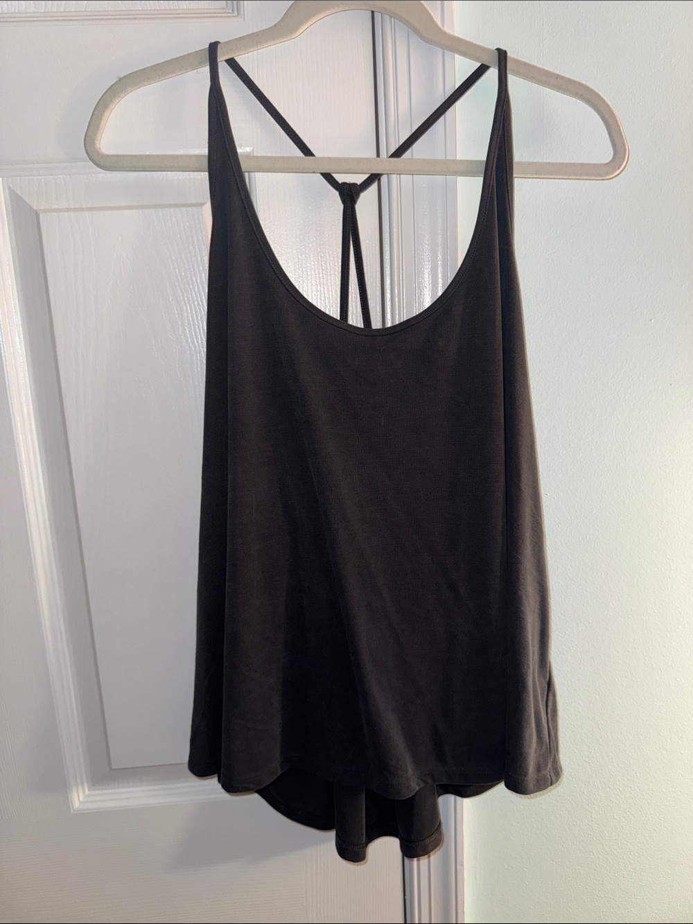 Old Navy Gray Strappy Knotted-Back Camisole